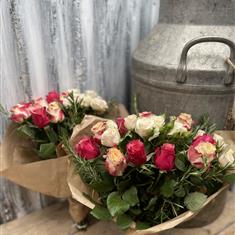 Bunches of roses 