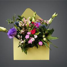 Envelope of flowers 
