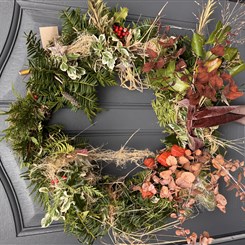 Autumn outdoor wreath 